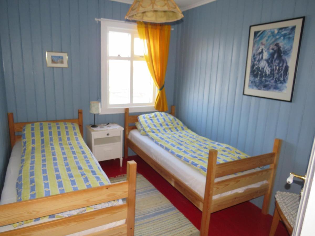 Husey Hostel & Horsefarm เอยิลส์สตาดีร์ ภายนอก รูปภาพ